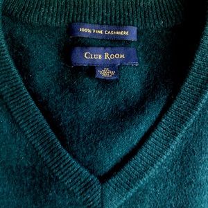 Men’s Club Room  V-neck 100% cashmere sweater